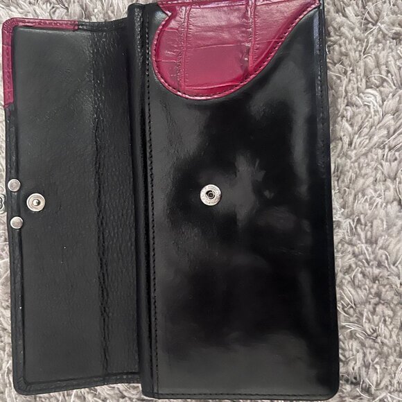 Brighton Vintage Black Leather Wallet Purse with Red Heart Like New - Picture 2 of 5